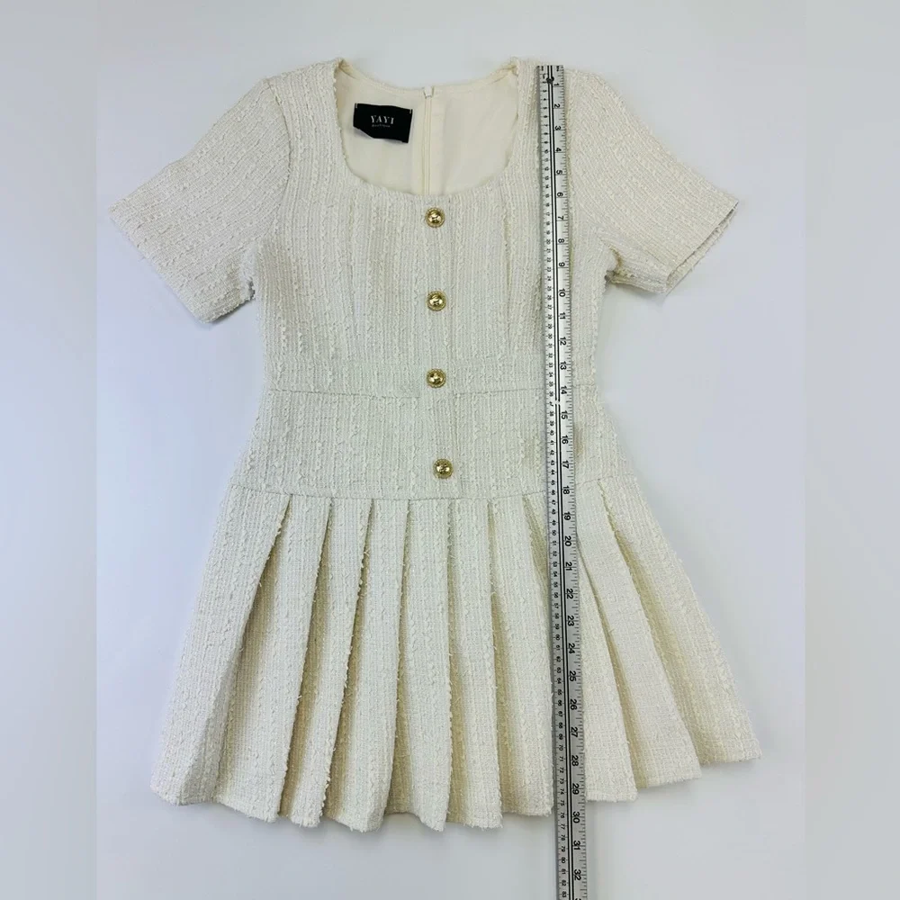 Yayi Boutique cream Boucle mini dress Small pleated peplum  Old Money - Picture 5 of 11